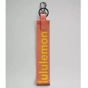 Never Lost Keychain Pink Savannah/Soleil